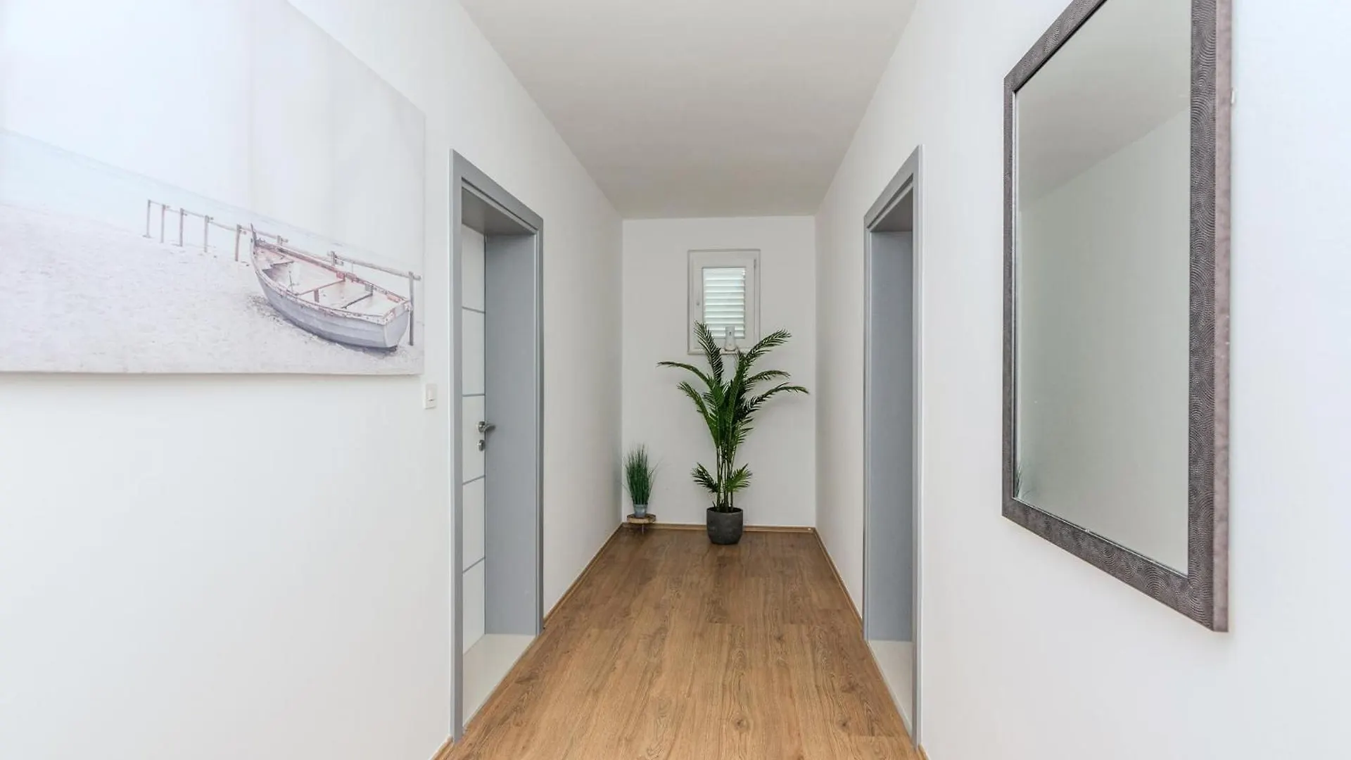 Awesome Apartment In Privlaka With House Sea View